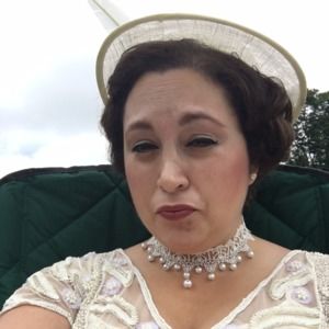 Meet your Posher, Alexandra